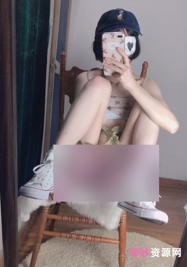 某推_小结巴_经典合集18部+500张套图