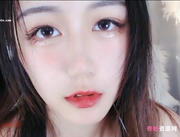 斗鱼女神浮力姬小琪软糖：A失眠R18R的视觉与听觉G潮定制版