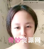 胸前软肉奶妈喷奶奶水，全方位展示主动挤馒头，道具互动放飞自我，1V251M百度秒传